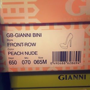 Gianni Bini Nude Heels